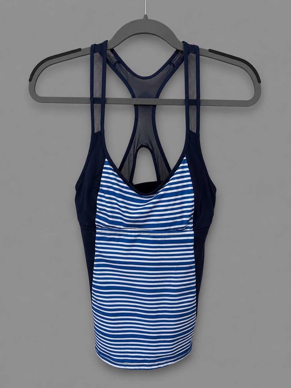 Nike Women’s Racerback Tankini Swim Top Blue White Stripe Shelf Bra Size S